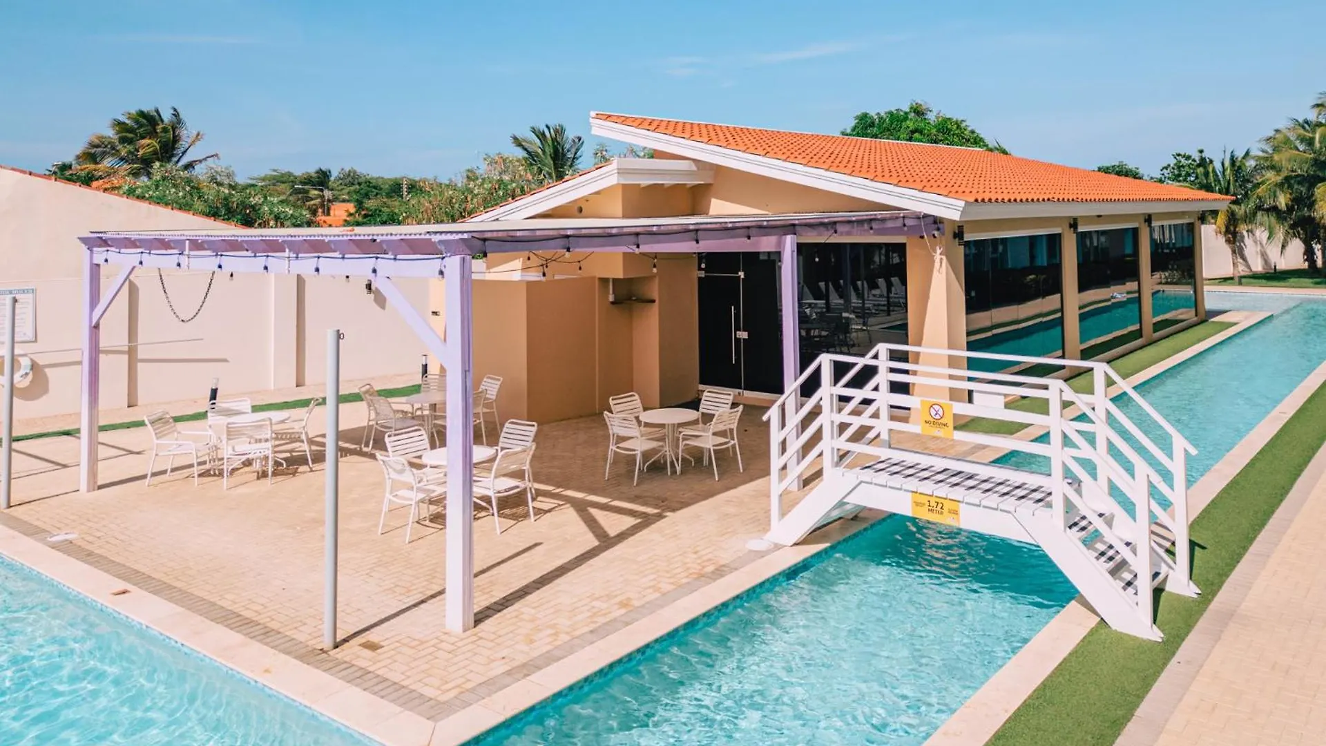 Arubas Life 411 Apartment Noord