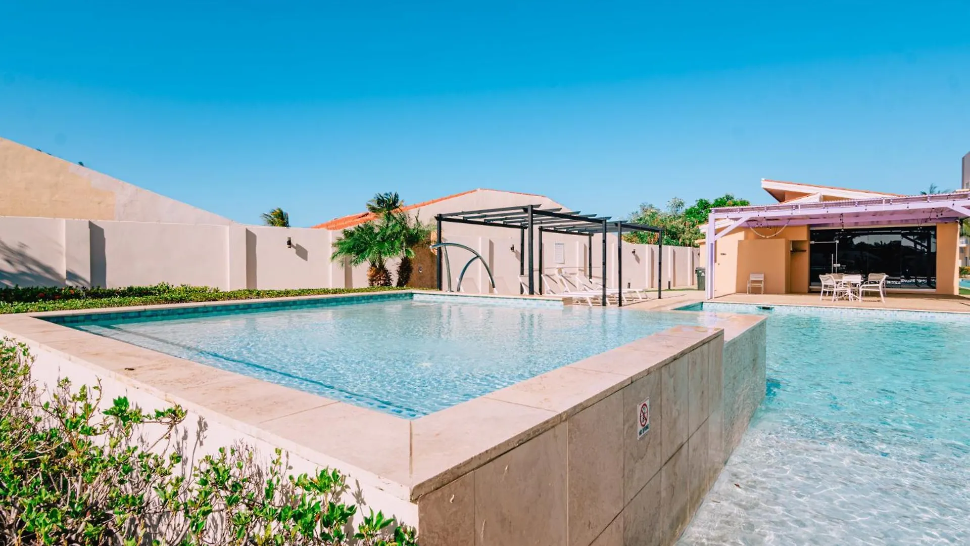 Arubas Life 411 Apartment Noord