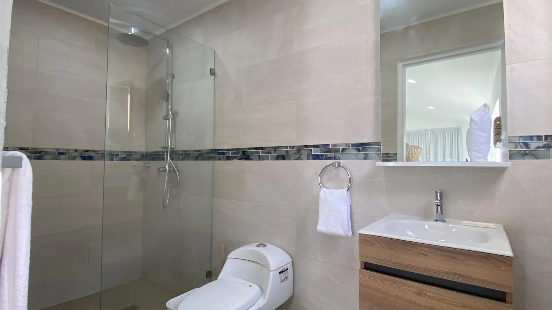Arubas Life 411 Apartment Noord
