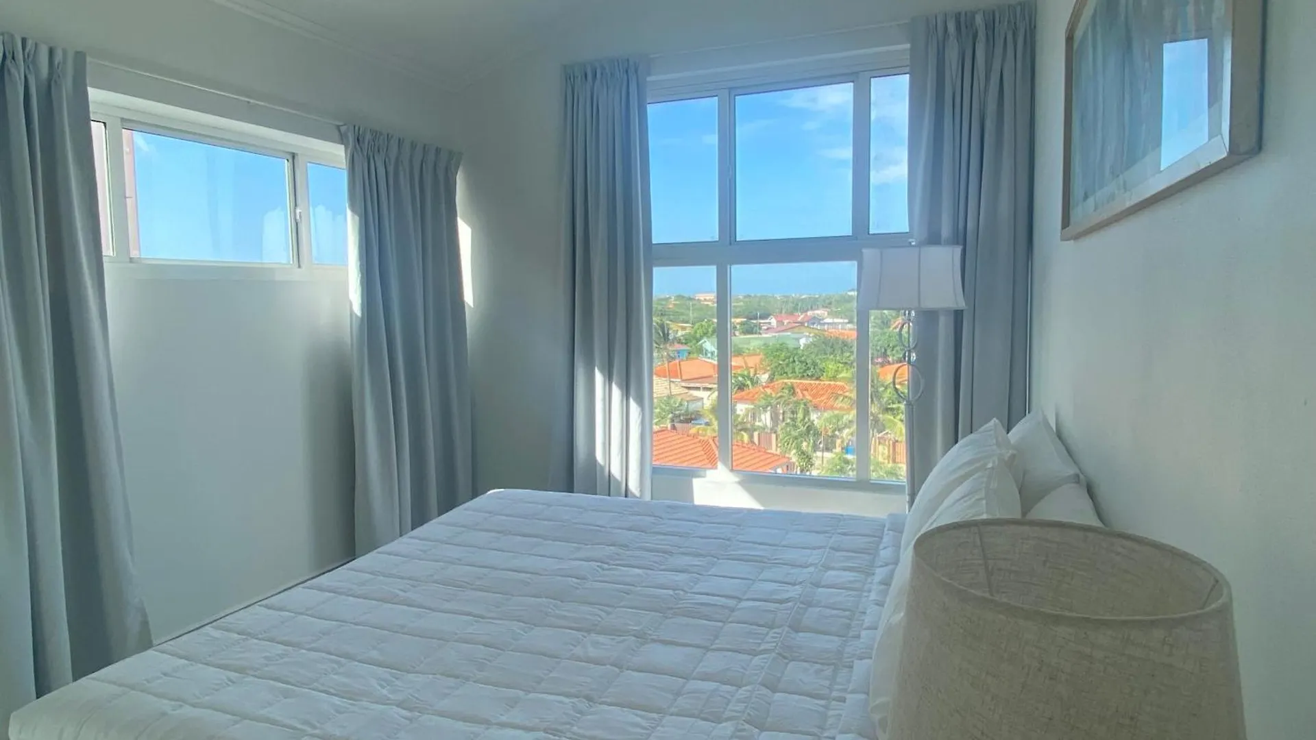 Arubas Life 411 Apartment Noord